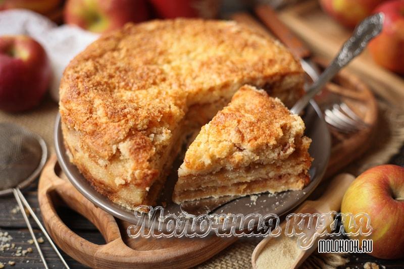 Готовим дома насыпной яблочный пирог с манкой, пошагово с фото