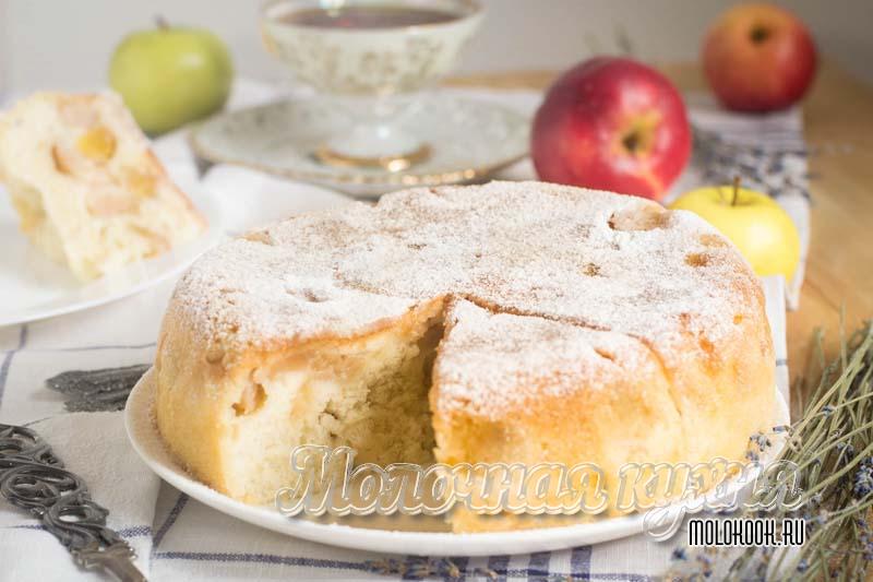 Яблочный пирог на кефире вместо шарлотки